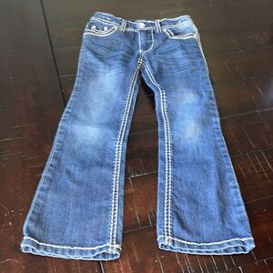 Girl Size 5T, 5 clothes bundle, sets tops pajamas and blue jeans